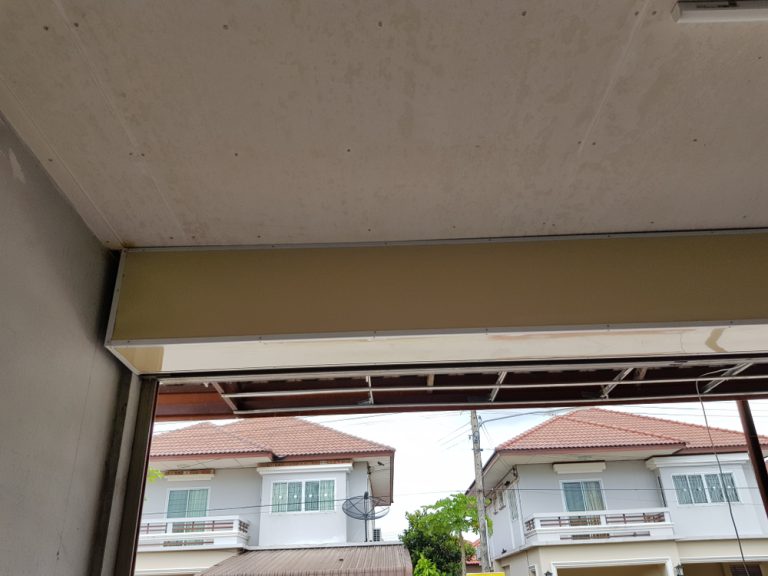 Garage Door Won't Stay Closed